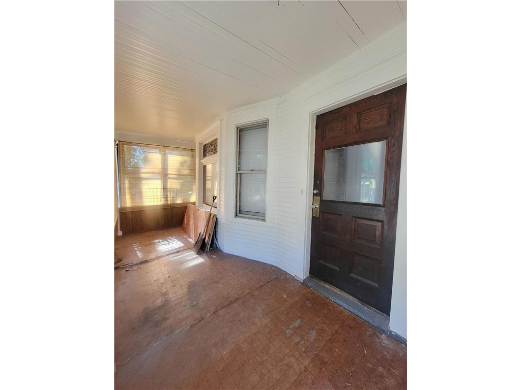 1039 Edgerton Street Saint Paul MN 55130 6792785 image2