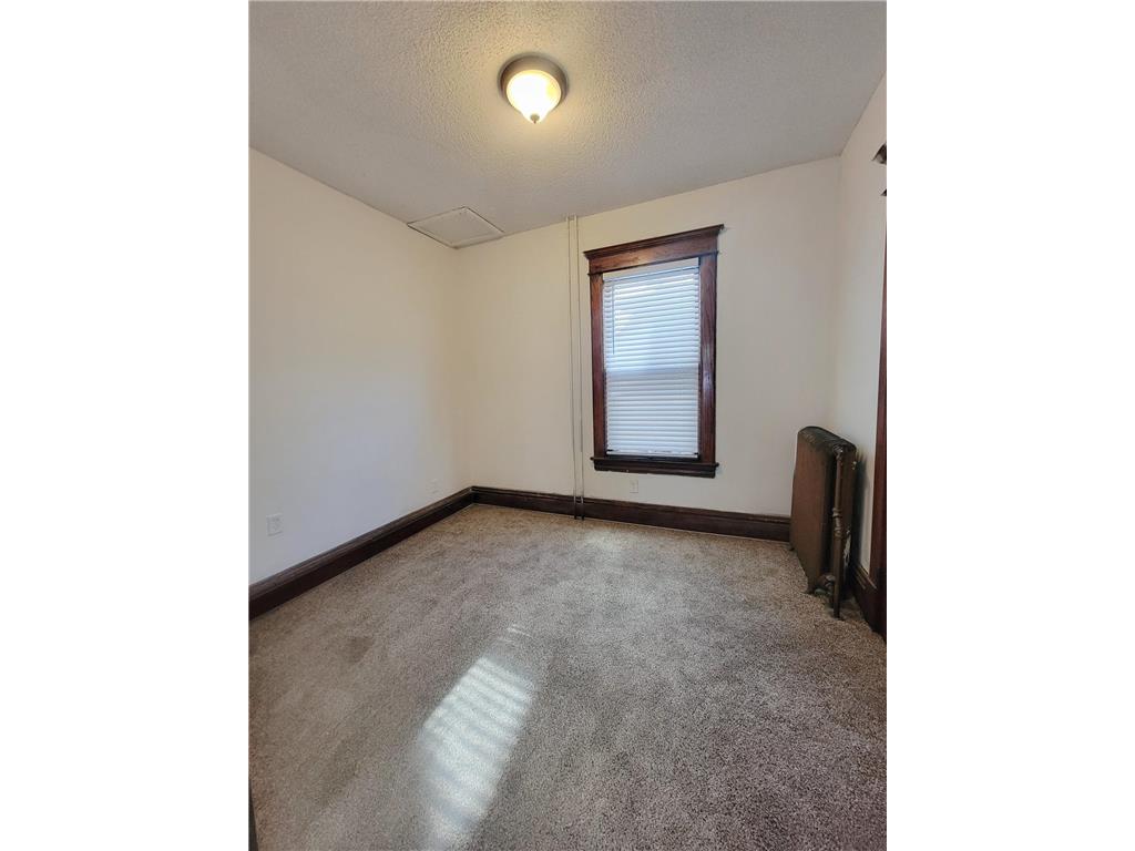 1039 Edgerton Street Saint Paul MN 55130 6792785 image8