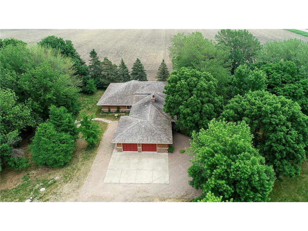 10392 Common Street SW, Winsted, MN, 55395 MLS 6380393 Edina Realty