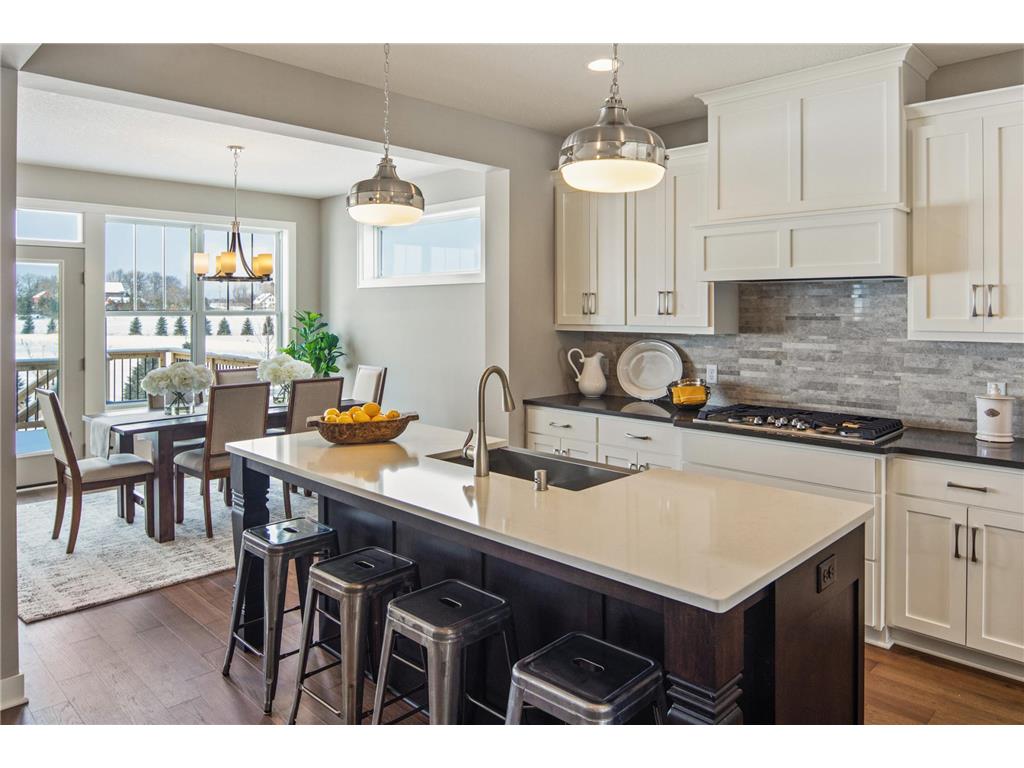 10395 Blackmoor Road Woodbury MN 55129 6698173 image1