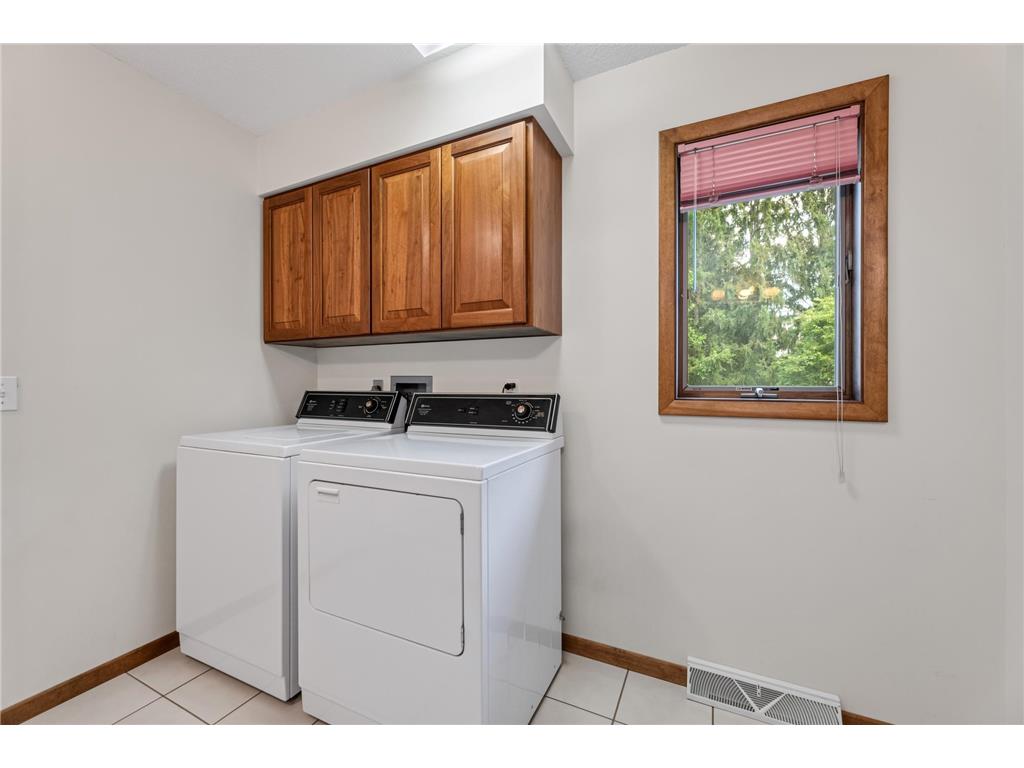 104 5th Avenue NW Spring Grove MN 55974 7111601 image18