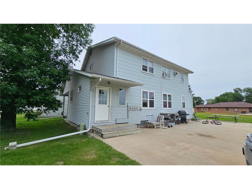 104 5th Avenue S Wahpeton ND 58075 7071460 image1
