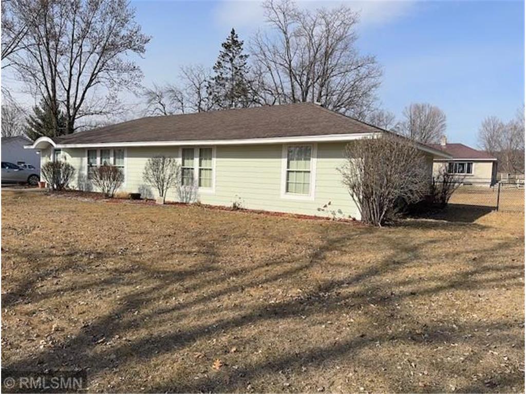 104 5th Street Pepin WI 54759 6689933 image1