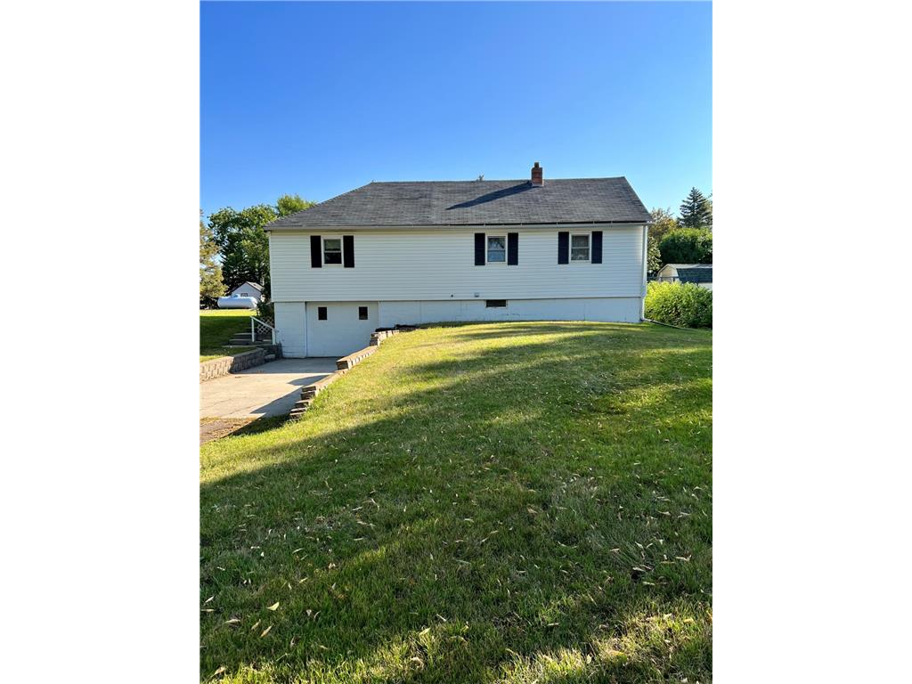 104 Atlantic Avenue S Herman MN 56248 6263166 image1