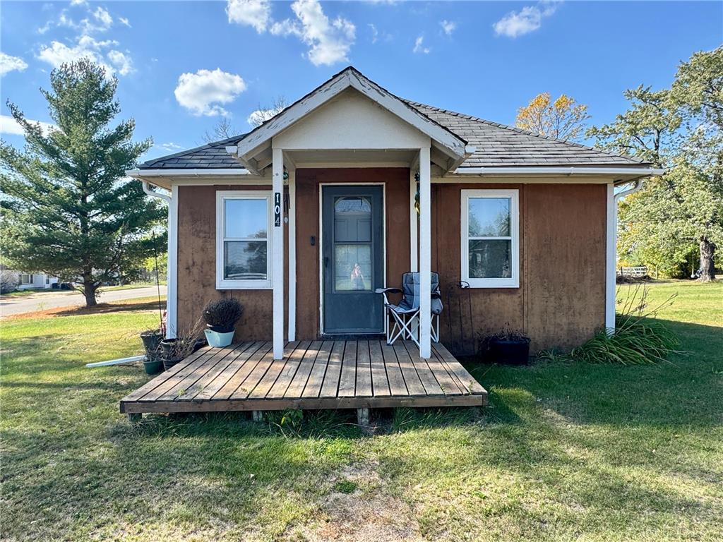 104 Central Avenue NW Cass Lake MN 56633 6797975 image1