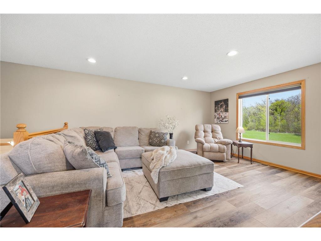 104 Century Lane Silver Lake MN 55381 7069678 image2