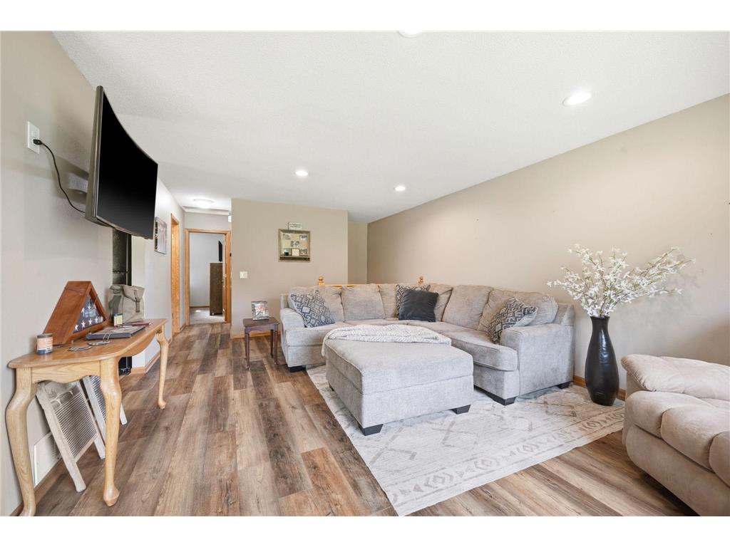 104 Century Lane Silver Lake MN 55381 7069678 image8
