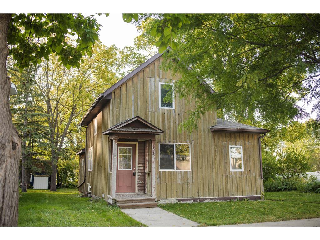 104 E 5th Street Morris MN 56267 6797553 image1