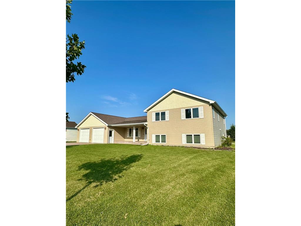 104 E 6th Street Newfolden MN 56738 6596397 image1