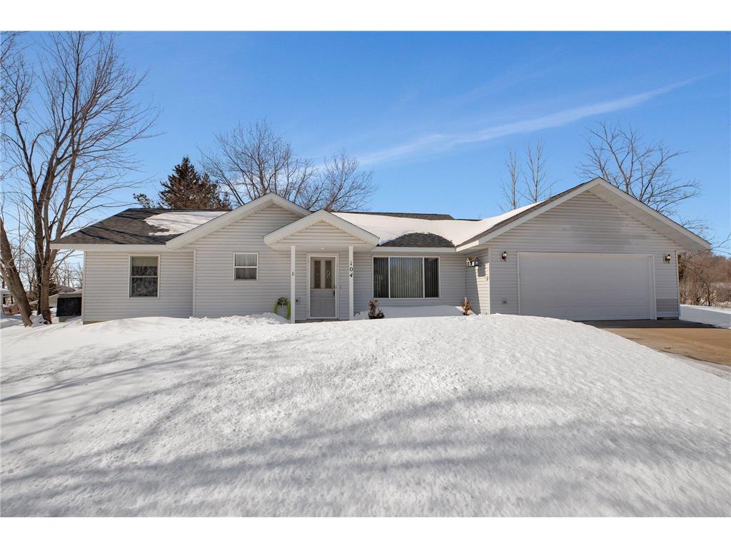 104 E Ridgeview Drive Starbuck MN 56381 6337282 image1