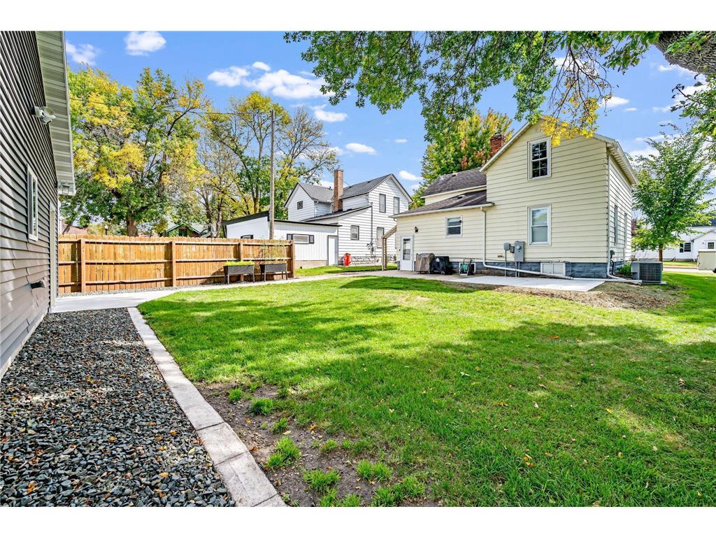 104 Elm Street NW Sleepy Eye MN 56085 6797994 image32