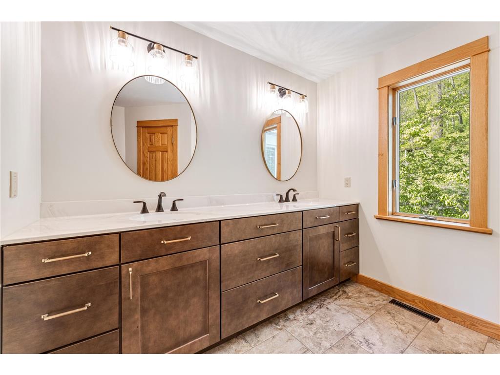 104 Forest Oaks Court Winona MN 55987 7024640 image27