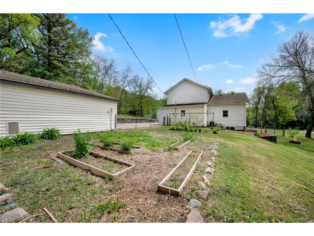 104 Frank Avenue NE Elysian MN 56028 7073838 image12