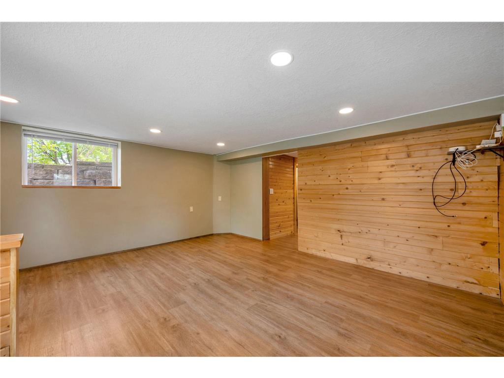 104 Frank Avenue NE Elysian MN 56028 7073838 image59