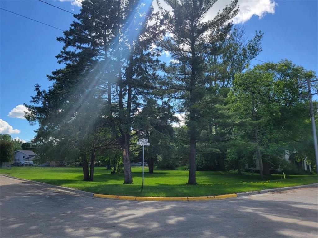 104 Frazee Avenue New York Mills MN 56567 7004650 image1