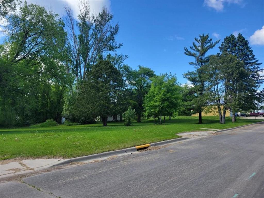 104 Frazee Avenue New York Mills MN 56567 7004650 image2