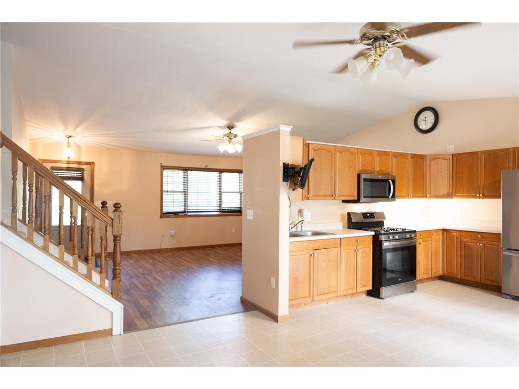 104 Indiana Avenue Adrian MN 56110 7074054 image20