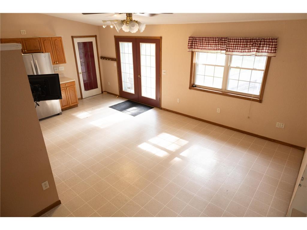 104 Indiana Avenue Adrian MN 56110 7074054 image24