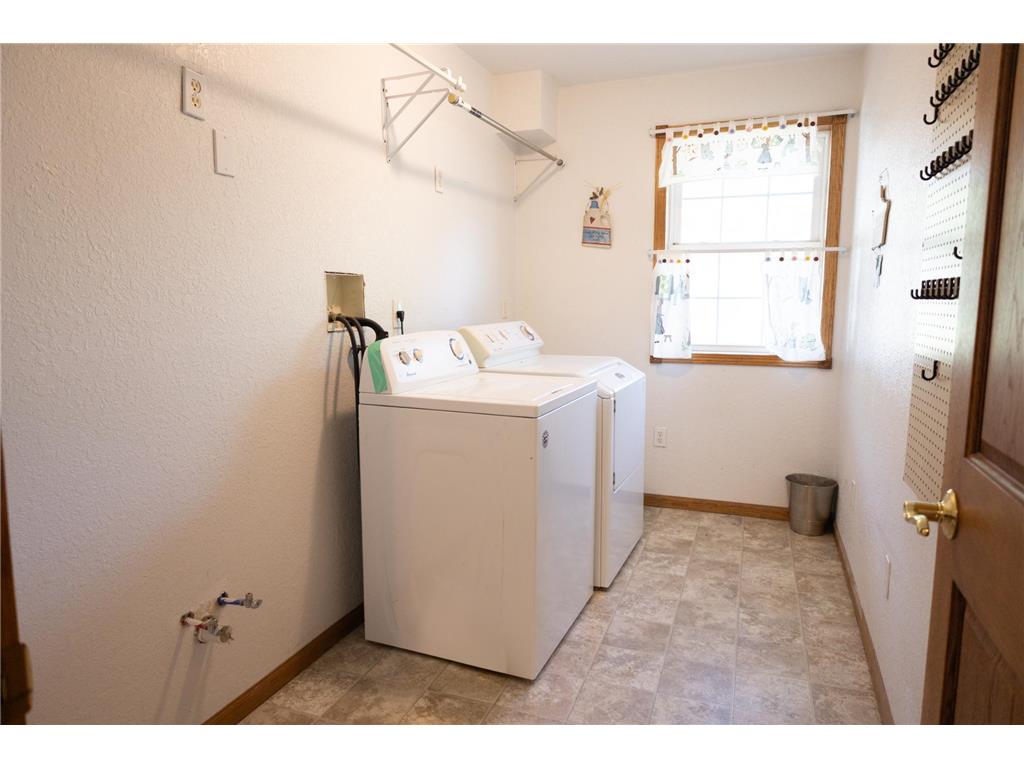 104 Indiana Avenue Adrian MN 56110 7074054 image33