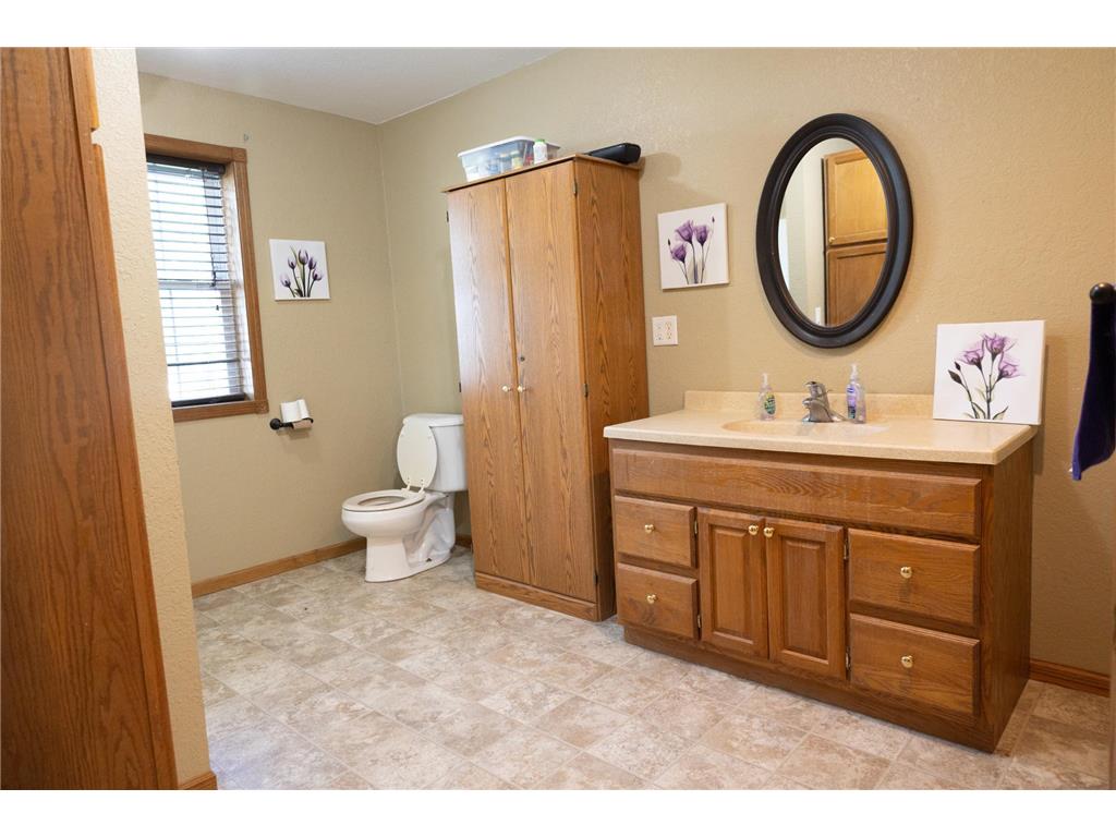 104 Indiana Avenue Adrian MN 56110 7074054 image34