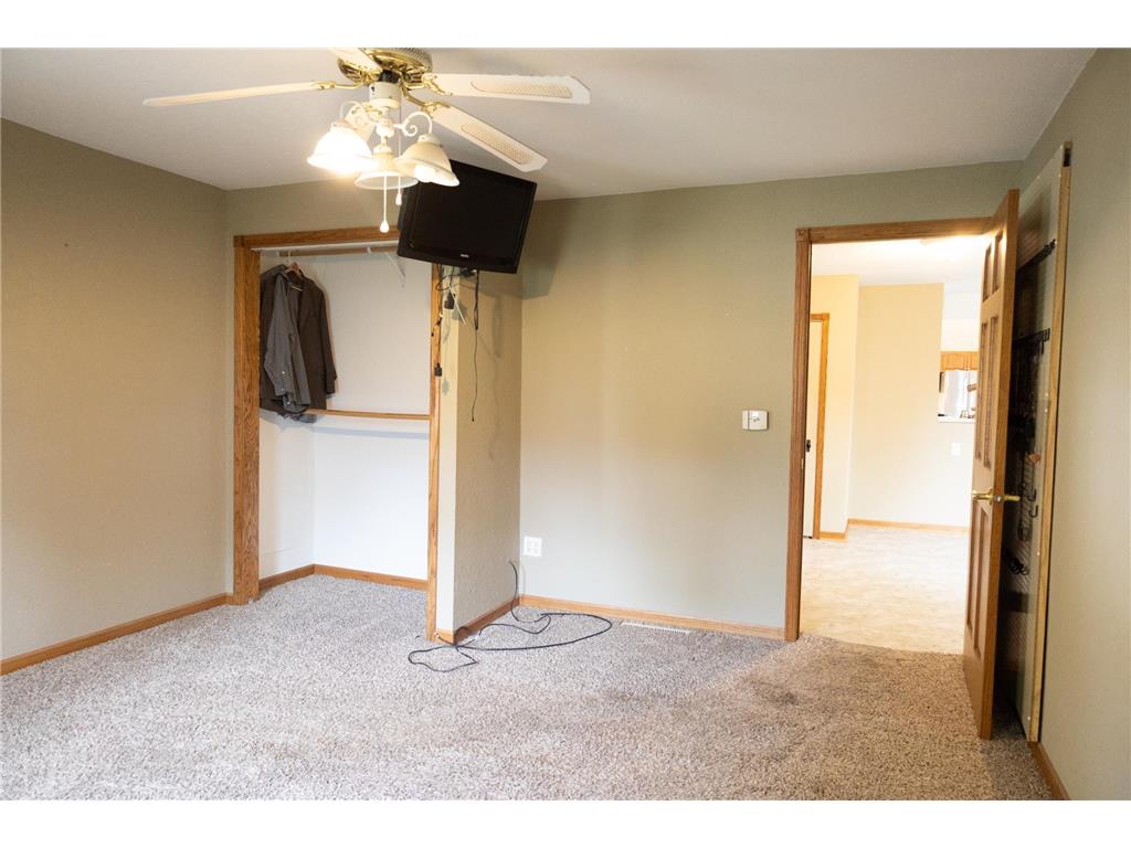 104 Indiana Avenue Adrian MN 56110 7074054 image36