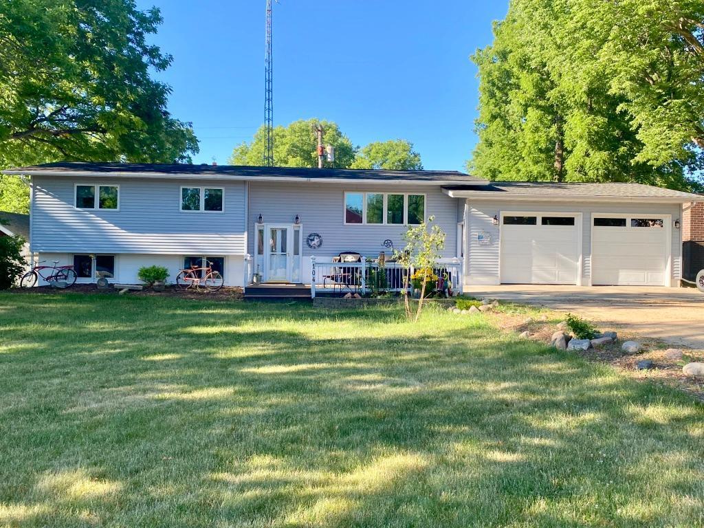 104 Main Street E, Vernon Center, MN, 56090 MLS 7315645 Edina Realty