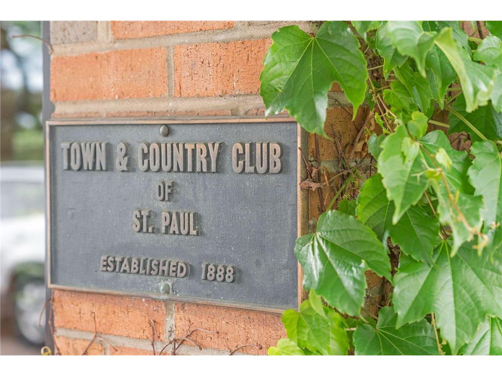 104 Mississippi River Boulevard N Saint Paul MN 55104 - Mississippi 6733053 image21