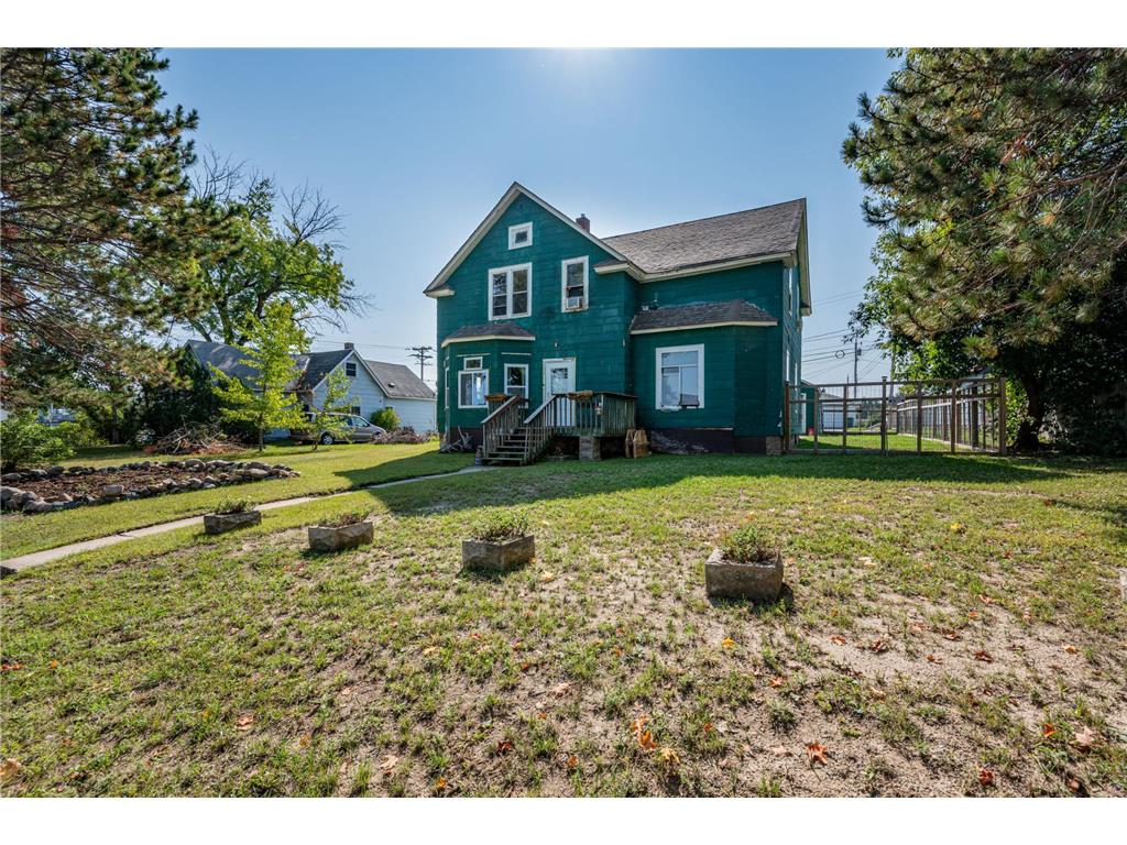 104 Mitchell Street Coleraine MN 55722 6437596 image1