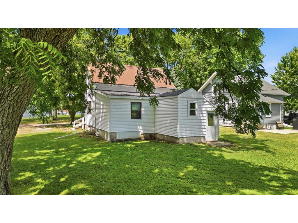 104 N Secor Street Bricelyn MN 56014 7099285 image22