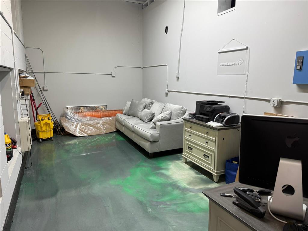 104 Oak Avenue SW Montgomery MN 56069 6768776 image12