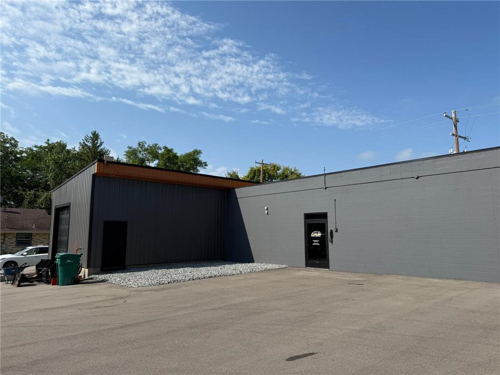 104 Oak Avenue SW Montgomery MN 56069 6768776 image4