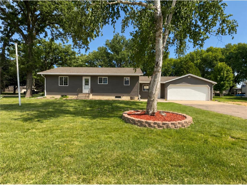 104 Oak Street W Rose Creek MN 55970 7083882 image1