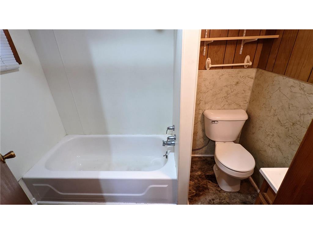 104 Pine Street Street Glenwood City WI 54013 7047954 image8