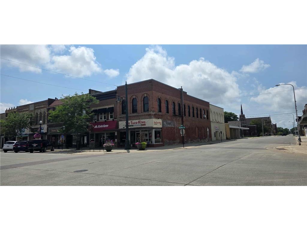 104 S Broadway Avenue Albert Lea MN 56007 6826717 image1