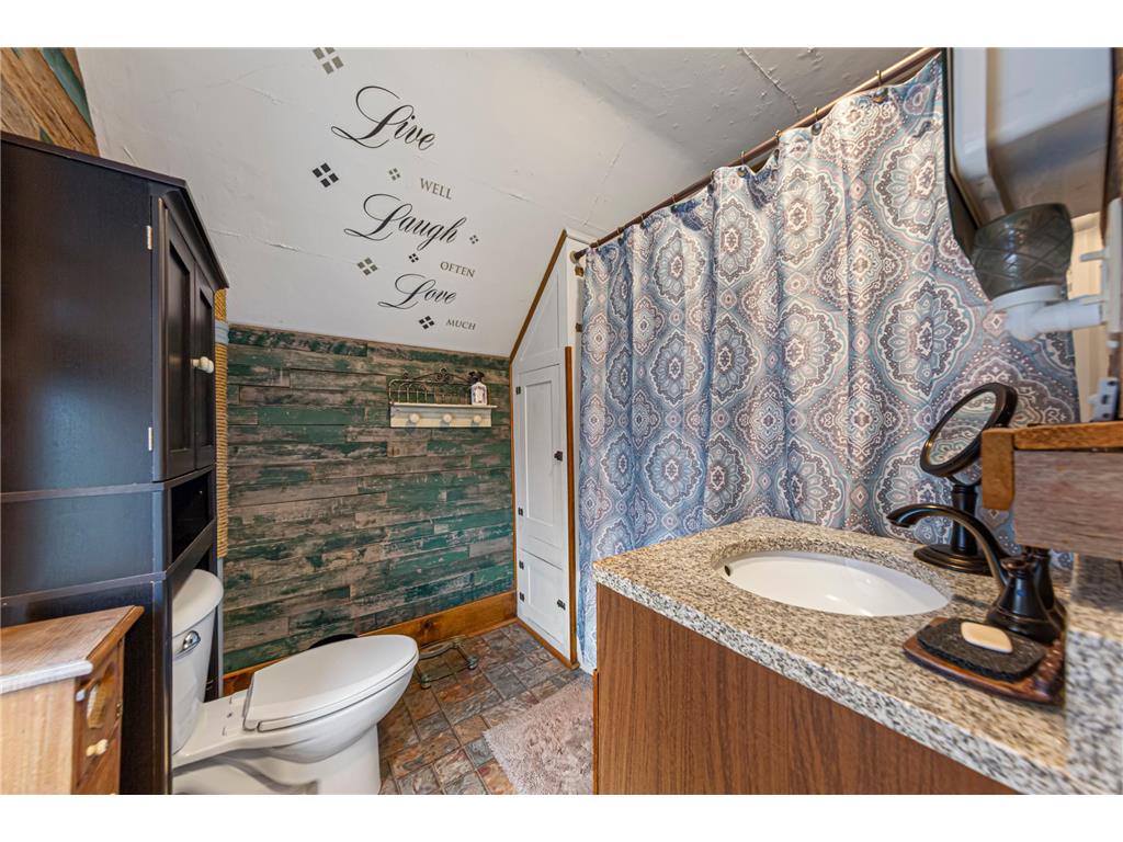 104 S Nicollet Street Winthrop MN 55396 7025658 image18