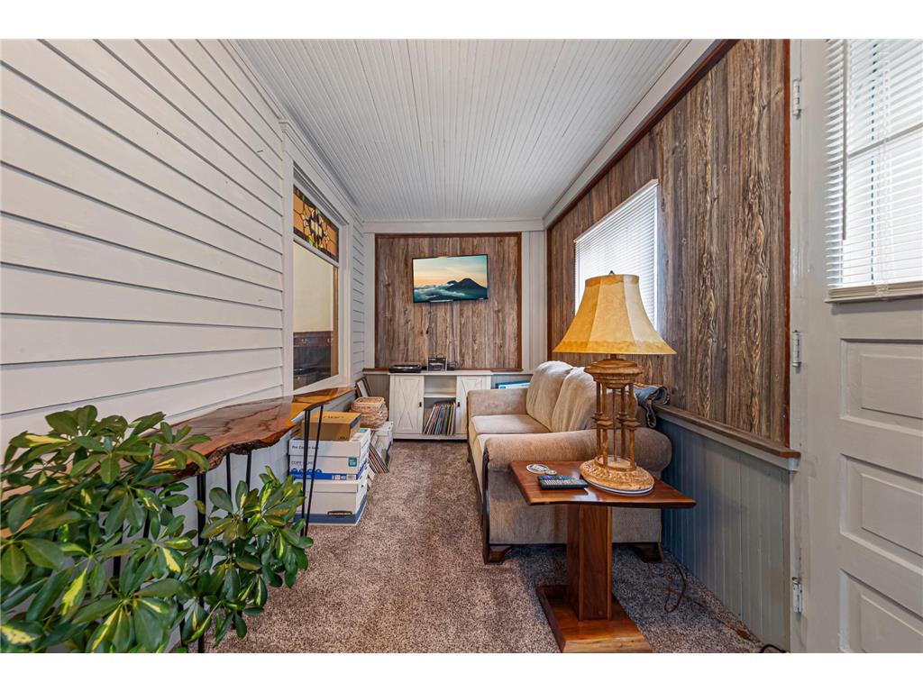 104 S Nicollet Street Winthrop MN 55396 7025658 image7
