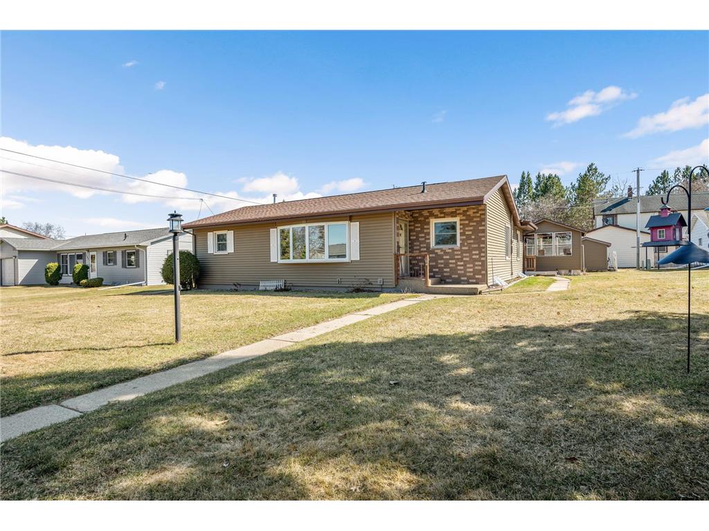 104 Sebenius Street Coleraine MN 55722 7055667 image1