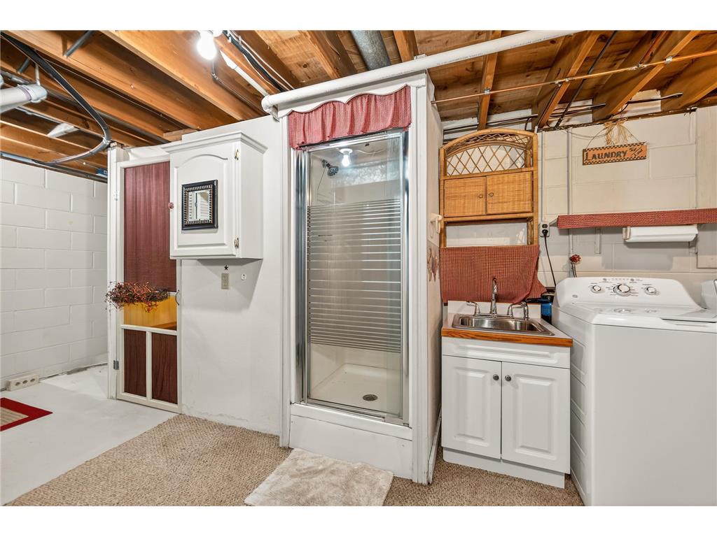 104 Sebenius Street Coleraine MN 55722 7055667 image34