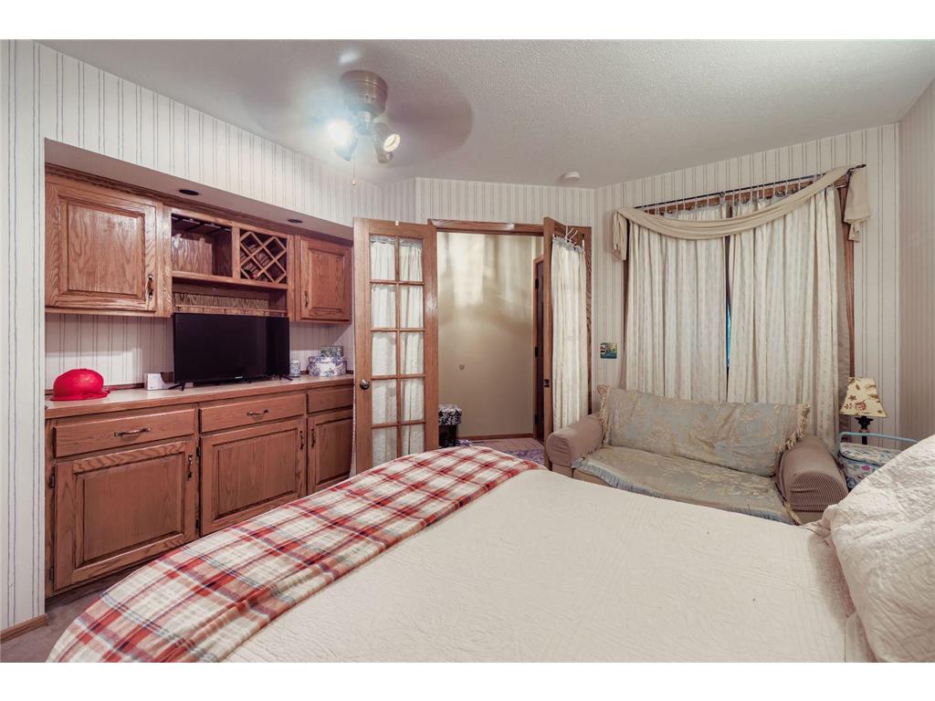 104 South Drive Circle Pines MN 55014 6812823 image17