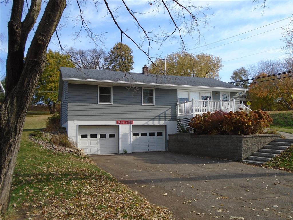 104 Vine Street N Prescott WI 54021 6620759 image1
