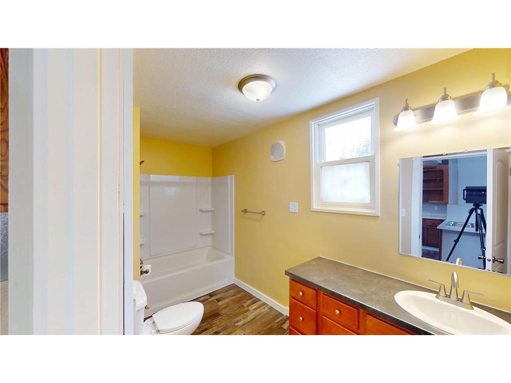 104 W 5th Street Cochrane WI 54622 6823913 image12