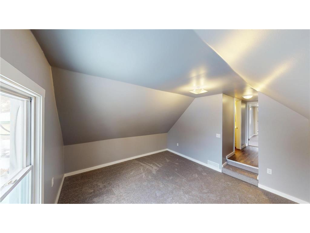 104 W 5th Street Cochrane WI 54622 6823913 image15