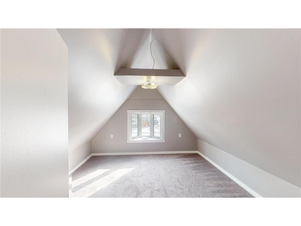 104 W 5th Street Cochrane WI 54622 6823913 image2