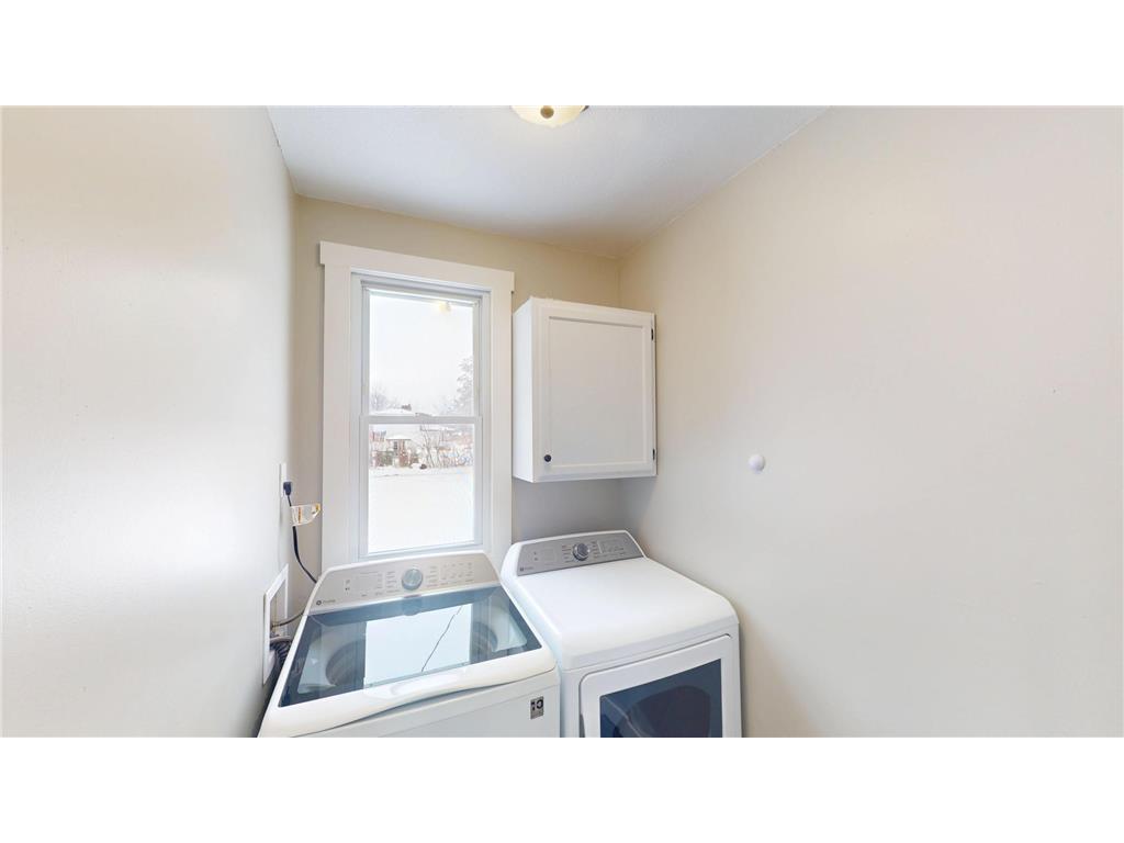 104 W 5th Street Cochrane WI 54622 6823913 image31