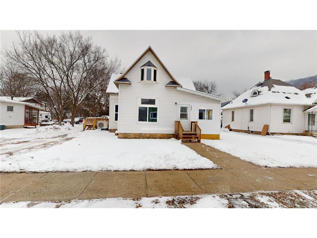 104 W 5th Street Cochrane WI 54622 6823913 image39