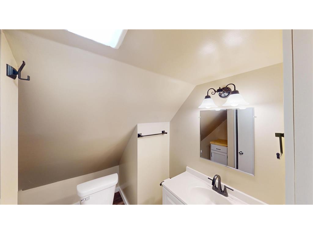 104 W 5th Street Cochrane WI 54622 7067583 image22