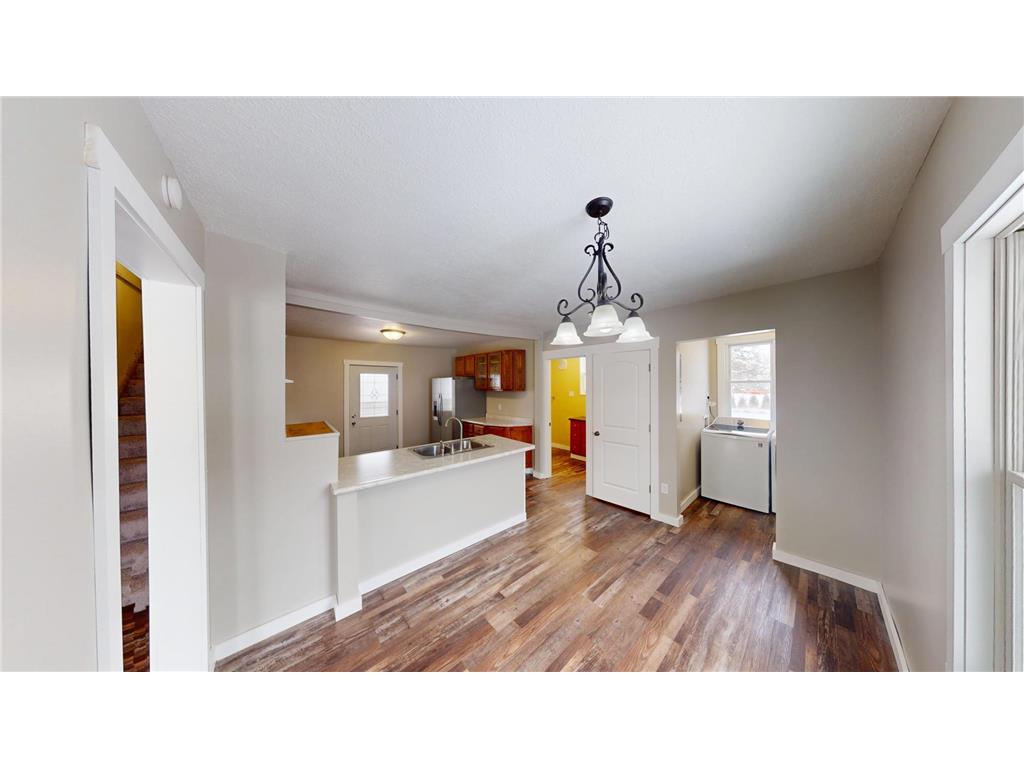 104 W 5th Street Cochrane WI 54622 7067583 image23