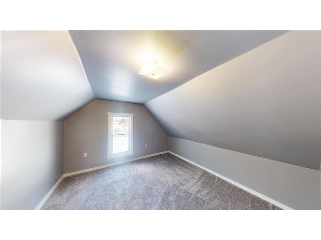 104 W 5th Street Cochrane WI 54622 7067583 image24