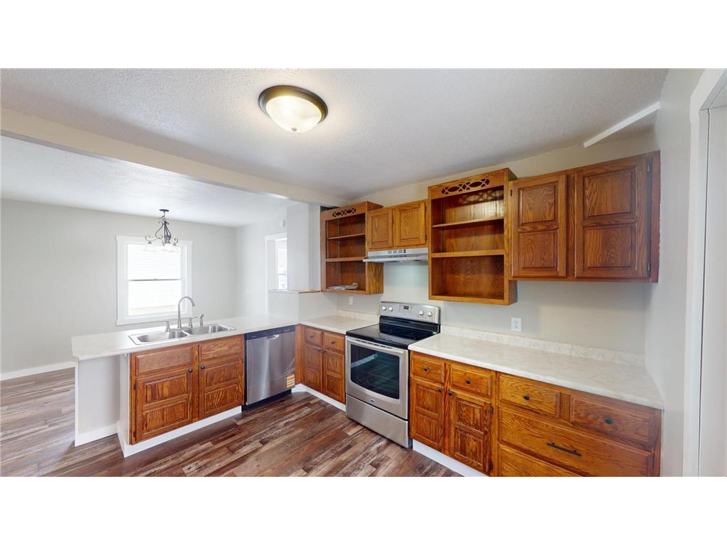 104 W 5th Street Cochrane WI 54622 7067583 image37