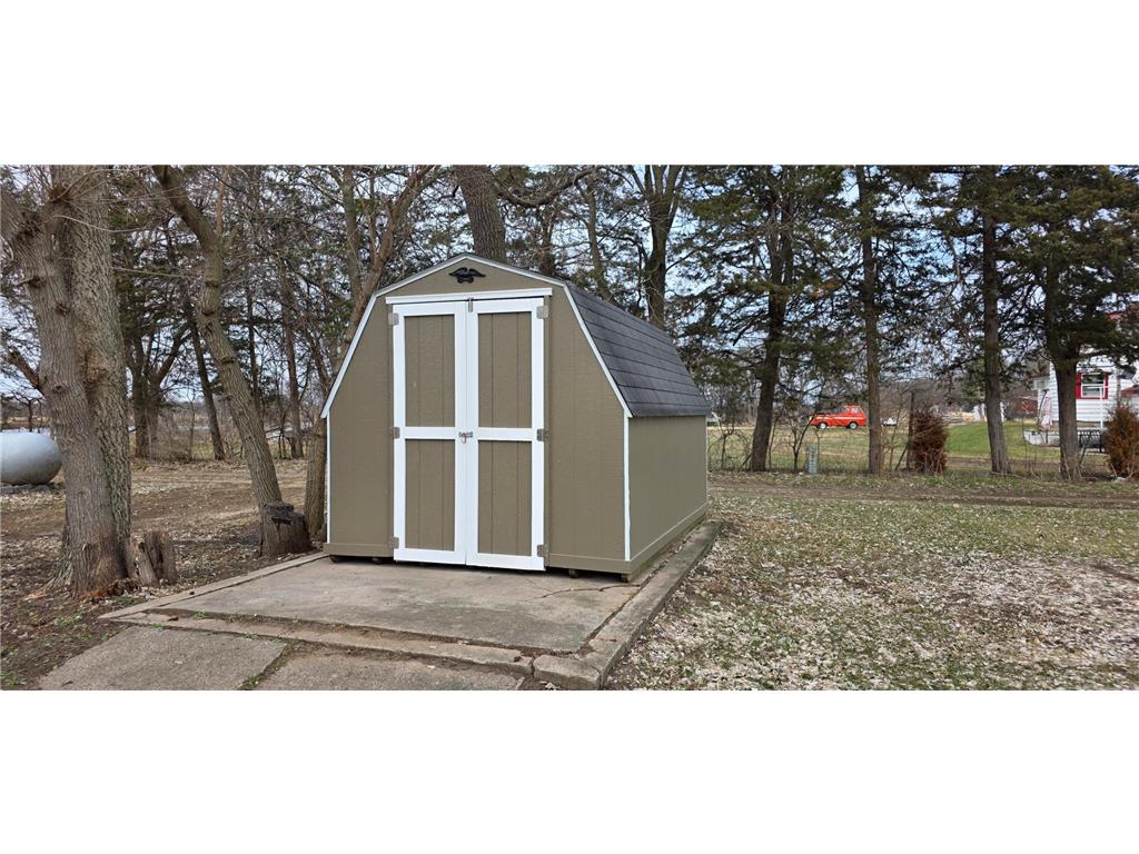 104 W 5th Street Cochrane WI 54622 7067583 image58